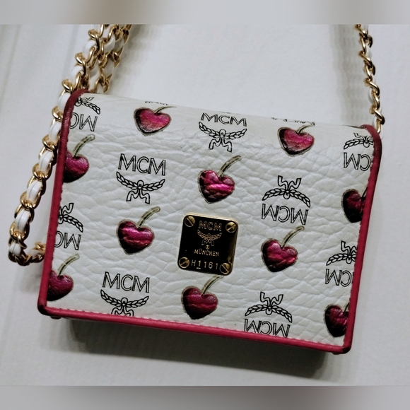 MCM Sweet Visetos Wallet - Picture 4 of 16